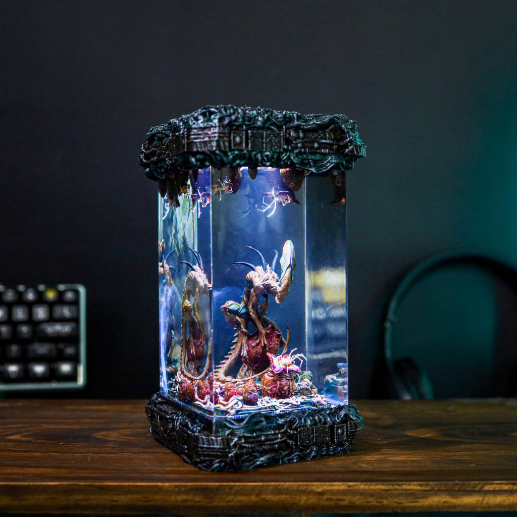 Xenomorph Vs Predator Diorama Lamp