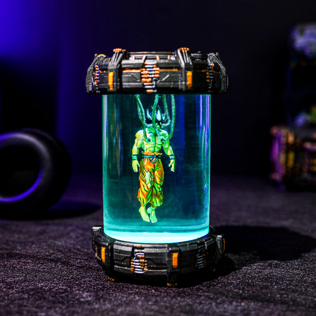 ドラム缶LEDライト内臓No.5 Dragon Ball Z LED Lamp - Goku in Healing Chamber Figure – tinylighting