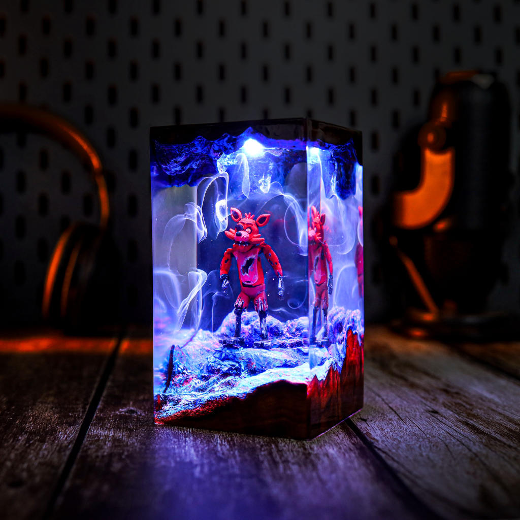 Five Nights at Freddy's Lamp