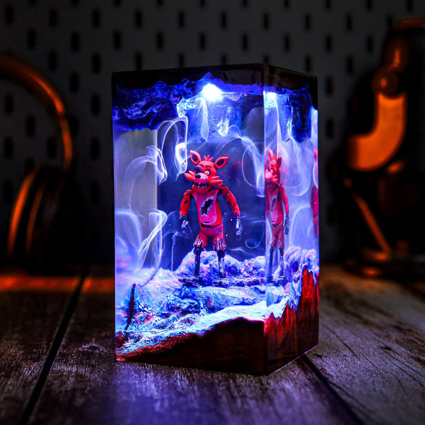 Five Nights at Freddy's Foxy Halloween Lamp