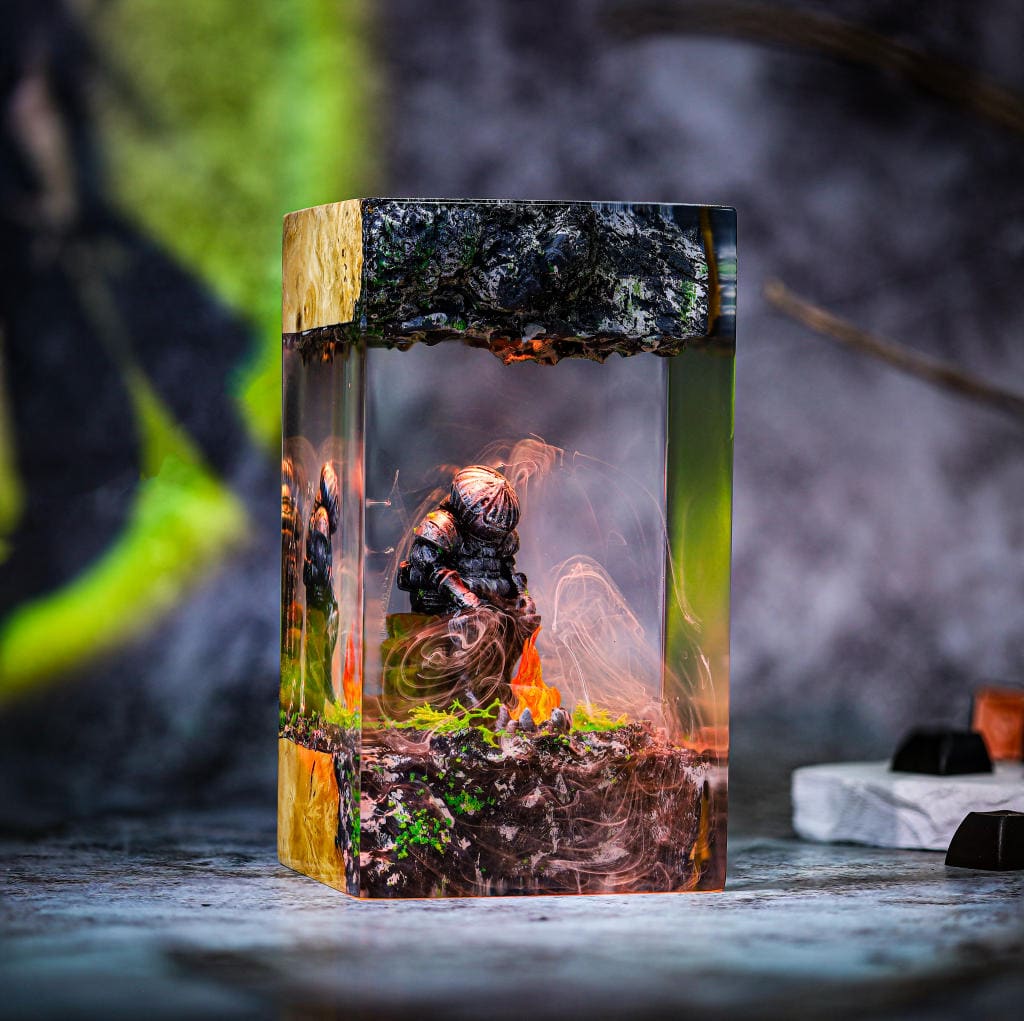 Onion Knight Statue from Dark Souls 3 Night Light – Egoartbyvan