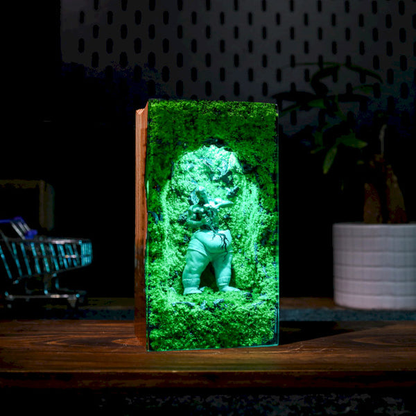Self-Made Man Statue Night Light Ver 1