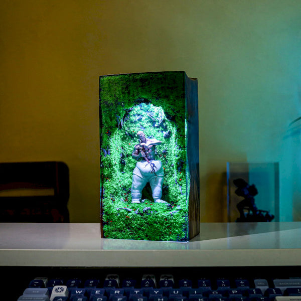 Self-Made Man Statue Night Light Ver 1