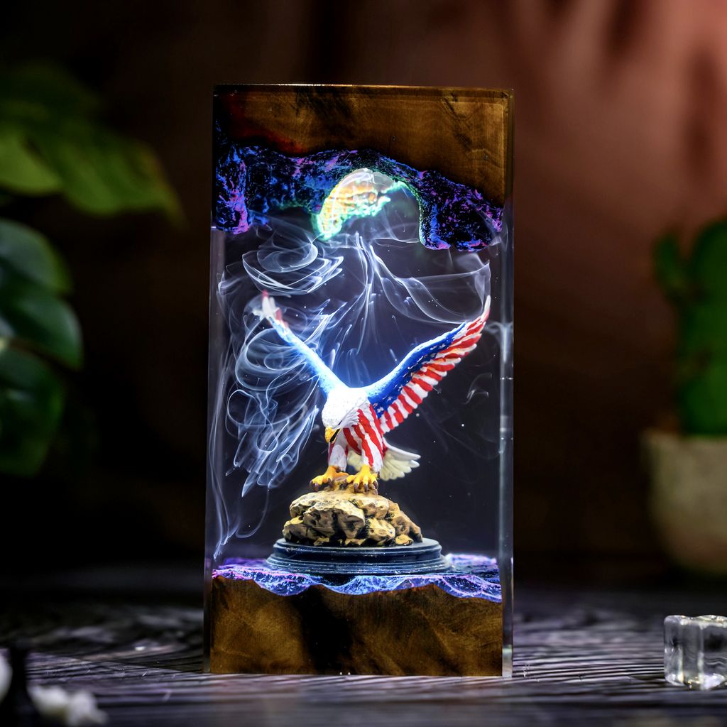 American Eagle Resin Lamp