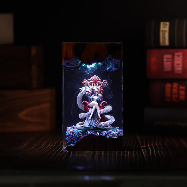 Boa Hancock One Piece Lamp