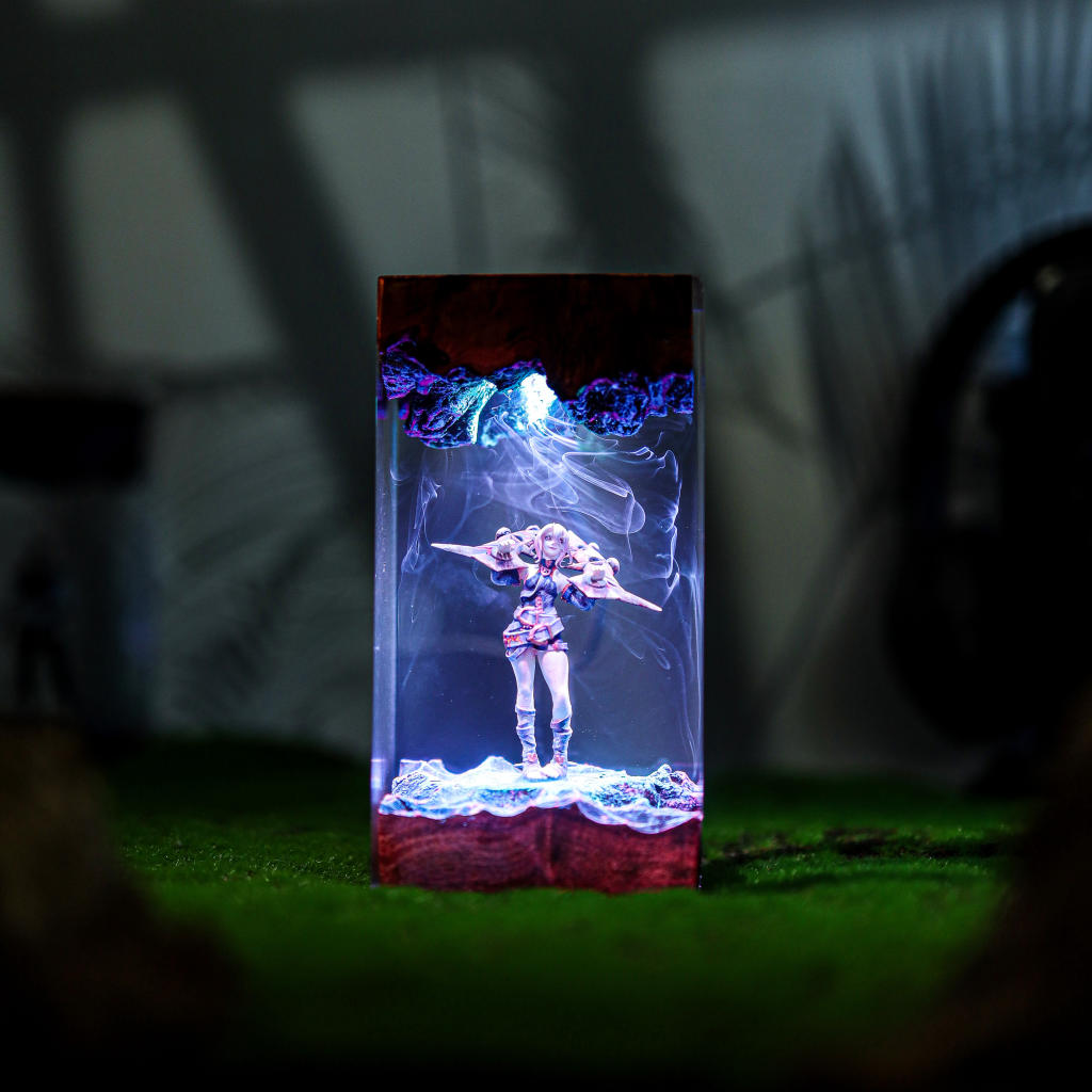 Briar League of Legends Lamp