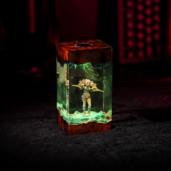 Briar League of Legends Lamp