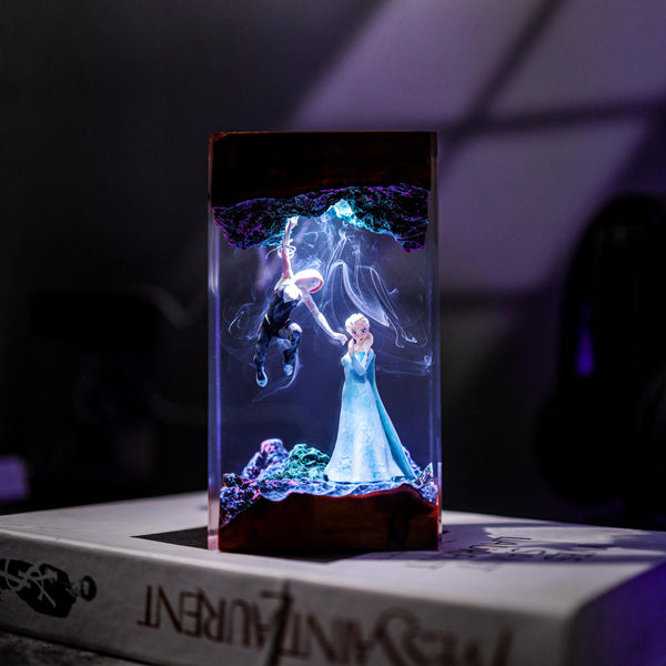 Frozen Elsa vs Spidergirl Lamp
