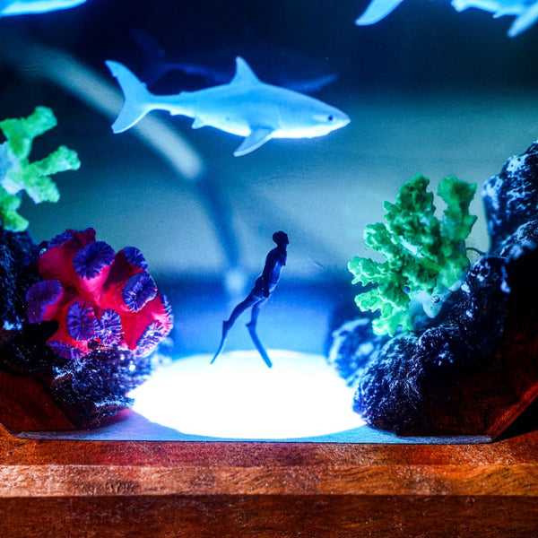 Inverted Triangle White Shark & Diver Epoxy Lamp