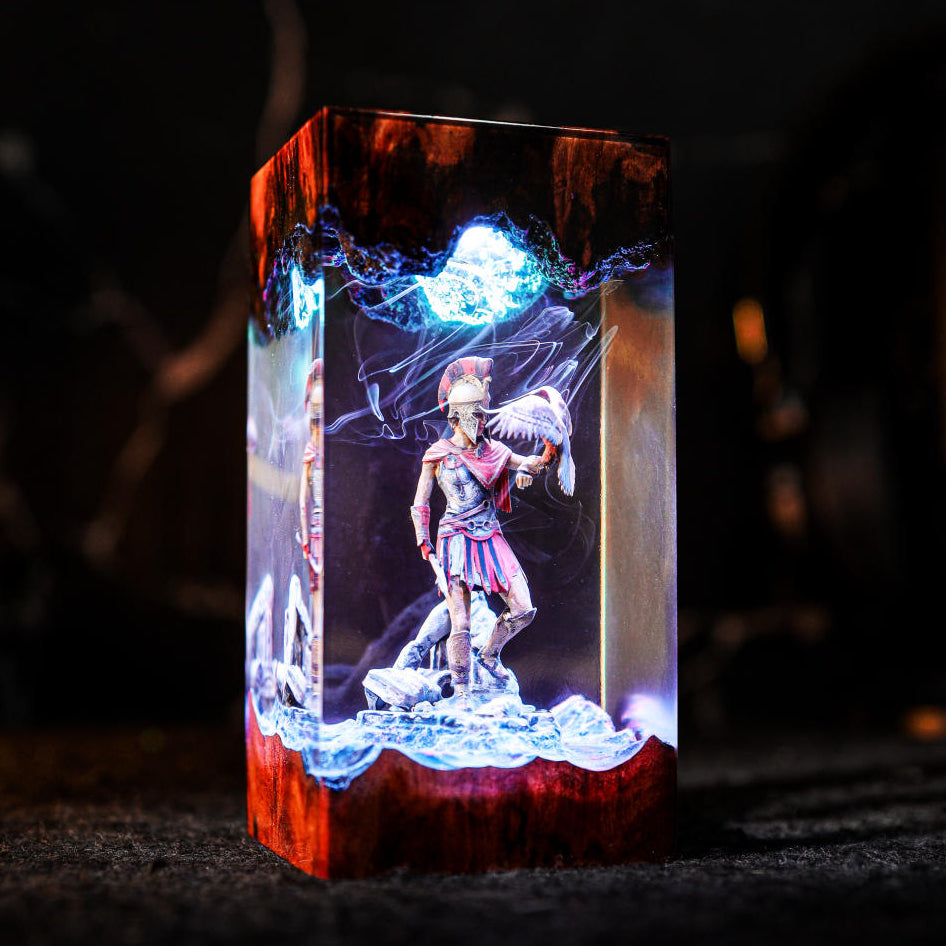 Kassandra Assassin's Creed and Eagle Lamp