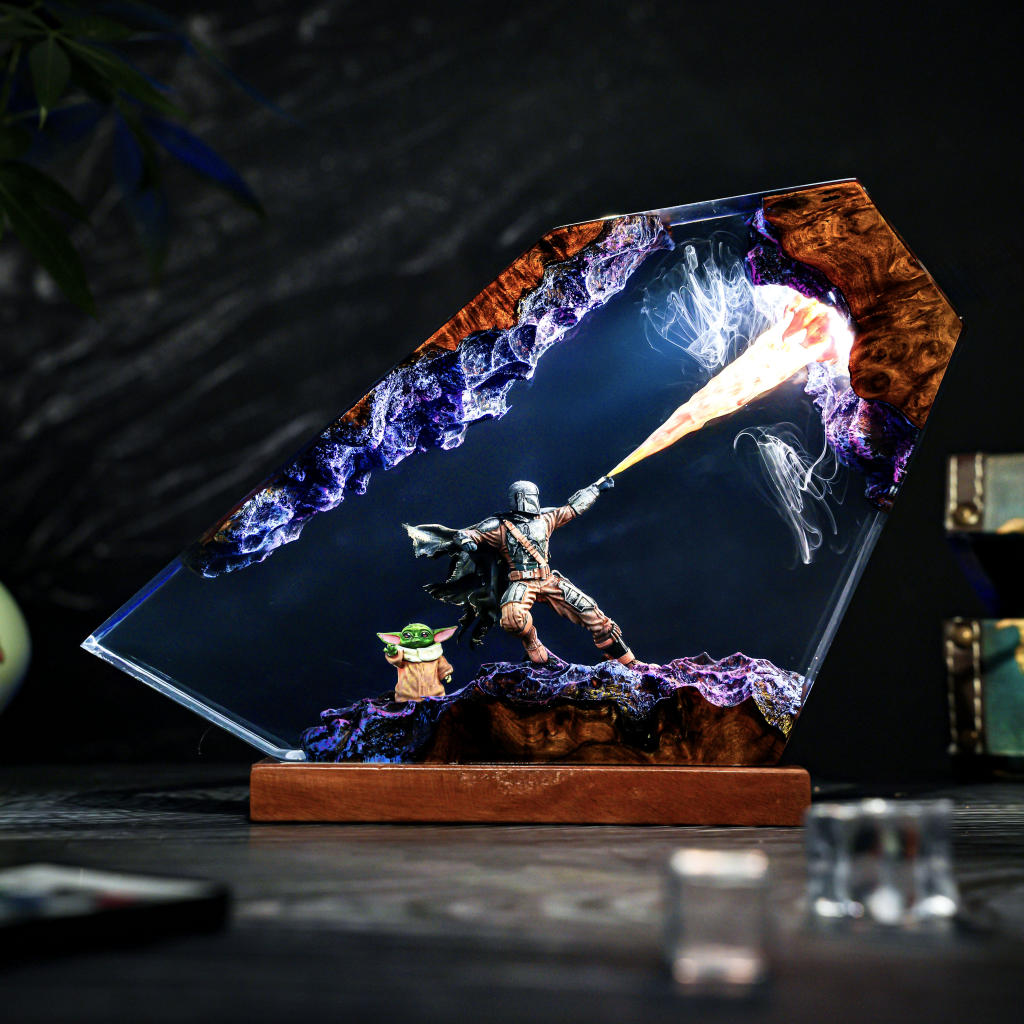 Mandalorian Star Wars Lamp