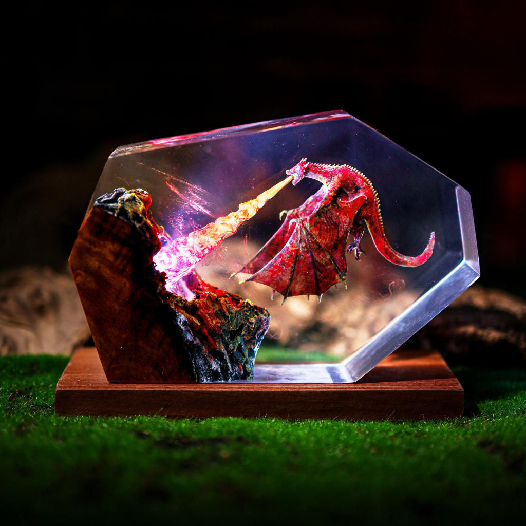 Meleys Dragon Breathing Fire Lamp