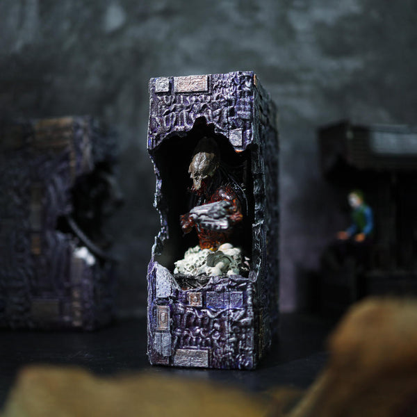 Predator Book Nook