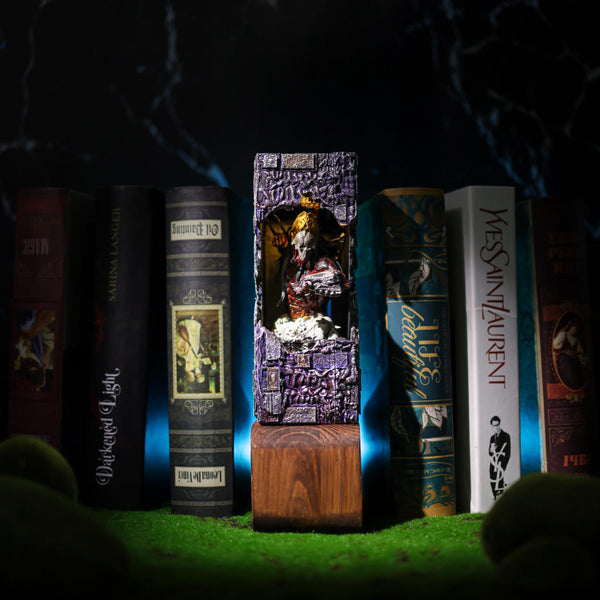 Predator Book Nook