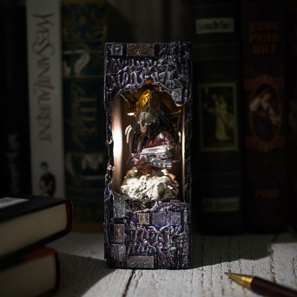 Predator Book Nook