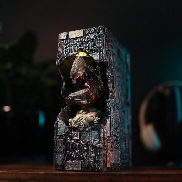Predator Book Nook