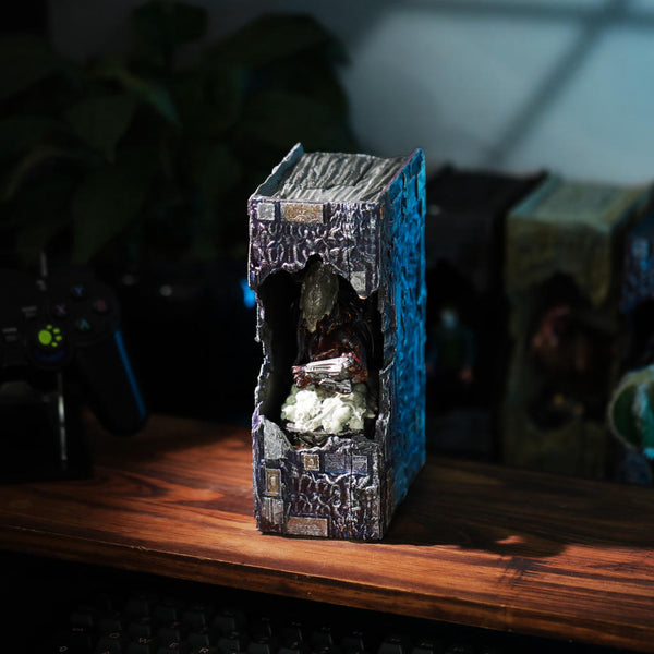 Predator Book Nook
