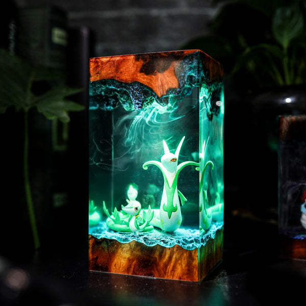 Snivy Servine Serperior Pokémon Table Lamp
