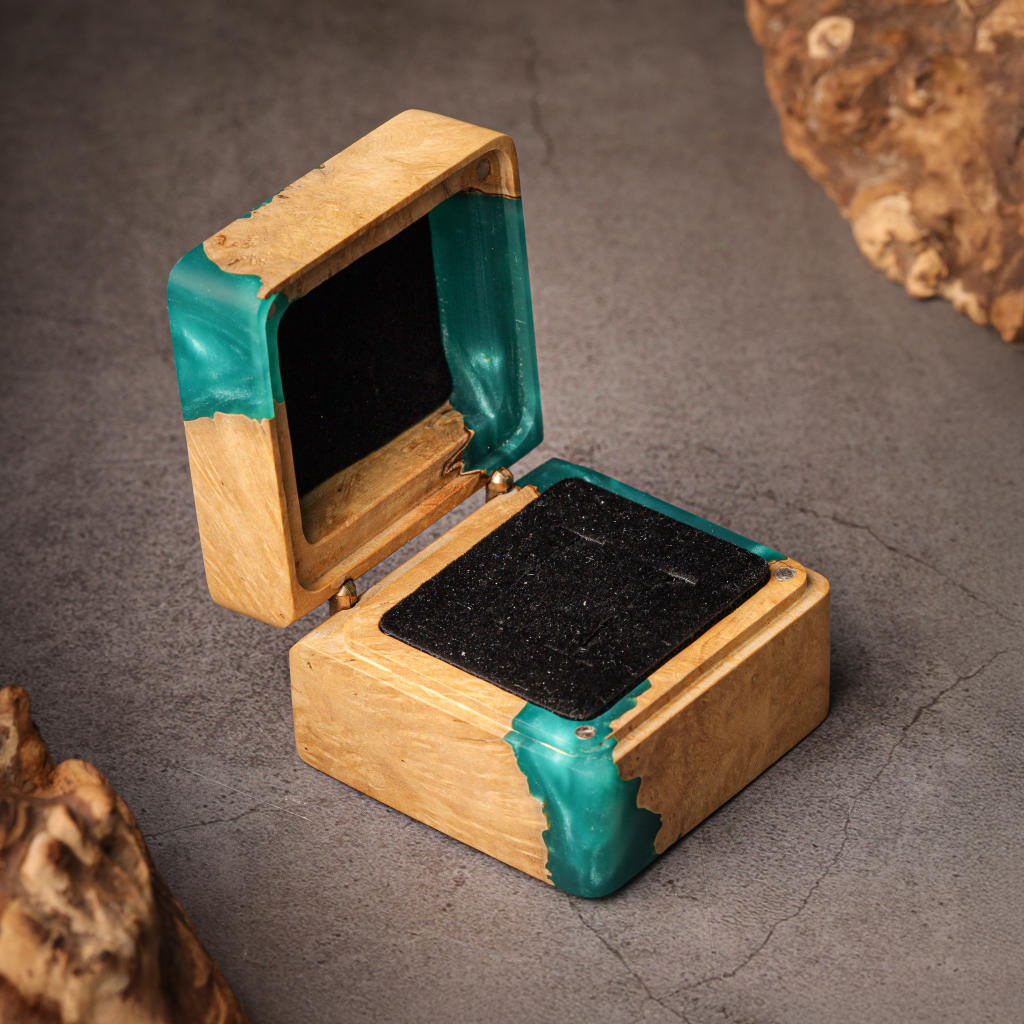 Square Resin Double Ring Box