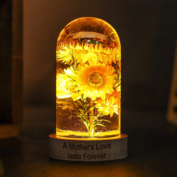Strawflowers Epoxy Lamp