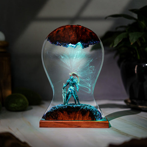 Sung Jin-Woo & Igris Solo Leveling Headphone Stand & Lamp