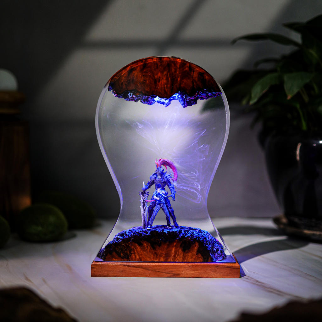 Sung Jin-Woo & Igris Solo Leveling Headphone Stand & Lamp