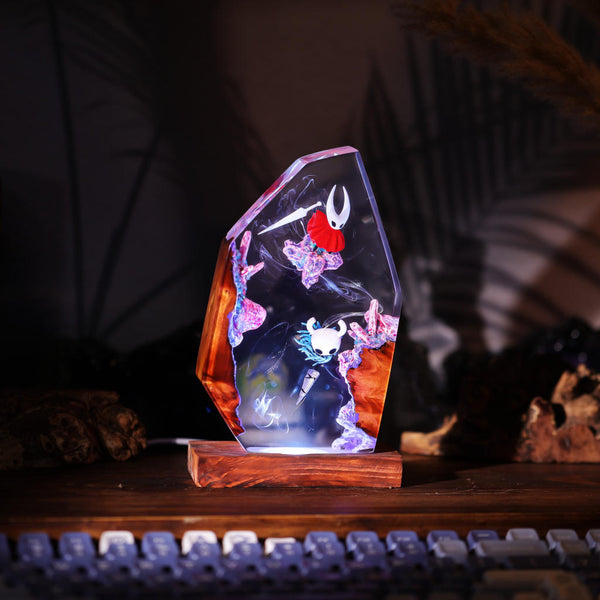 The Knight and Hornet Hollow Knight Lamp Ver 2