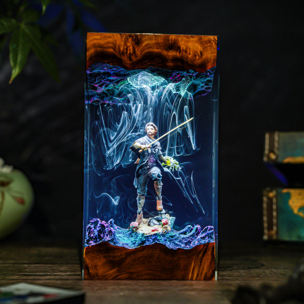 Verso Clair Obscur Expedition 33 Lamp