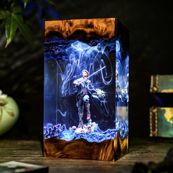 Verso Clair Obscur Expedition 33 Lamp